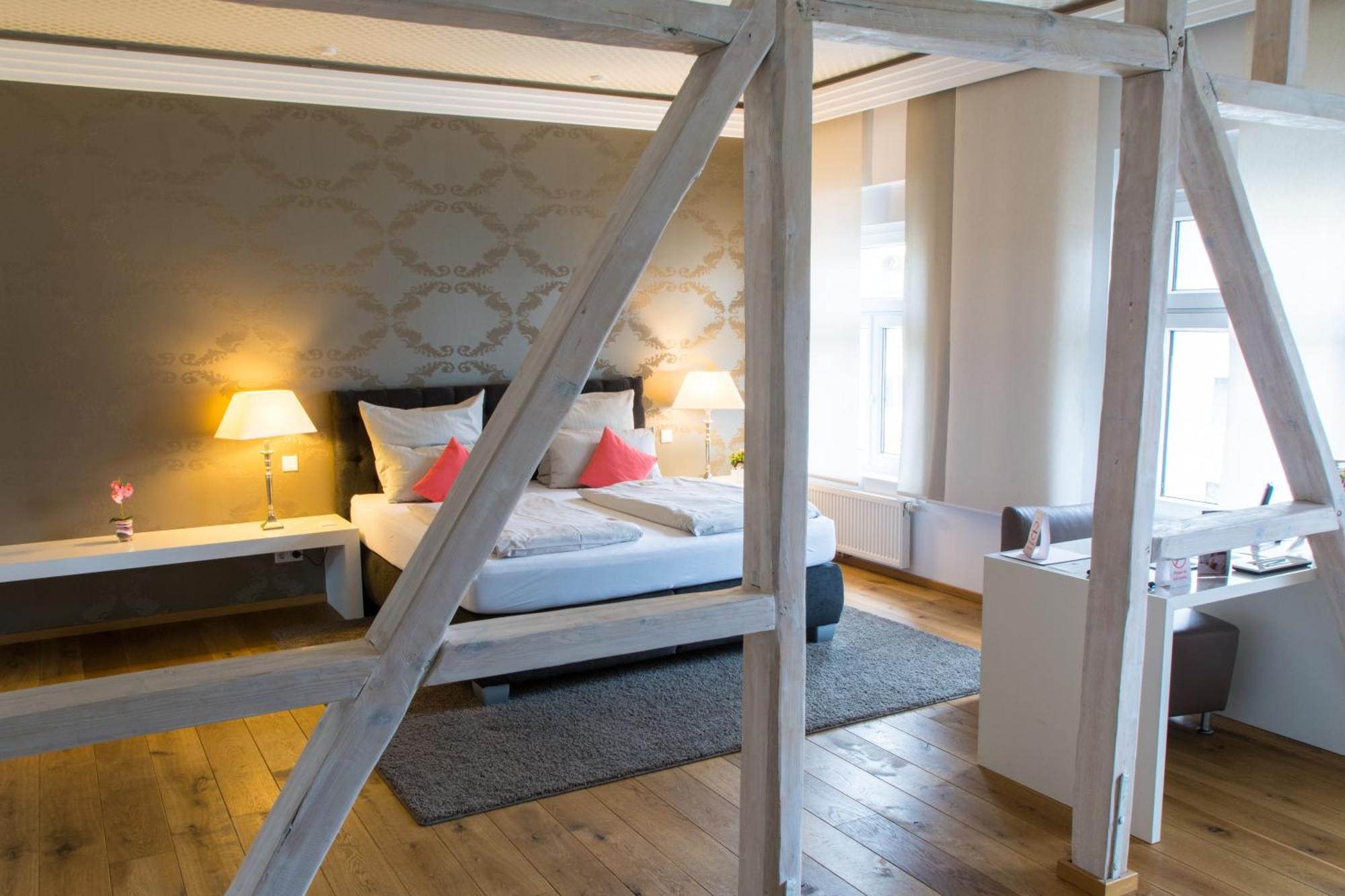 Helvetia Suites - Dusseldorf — Foto’s 2